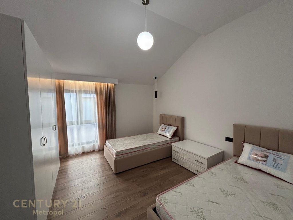 Apartament 2+1+2 me Qira-Laprakë, pranë Spitalit Ushtarak!