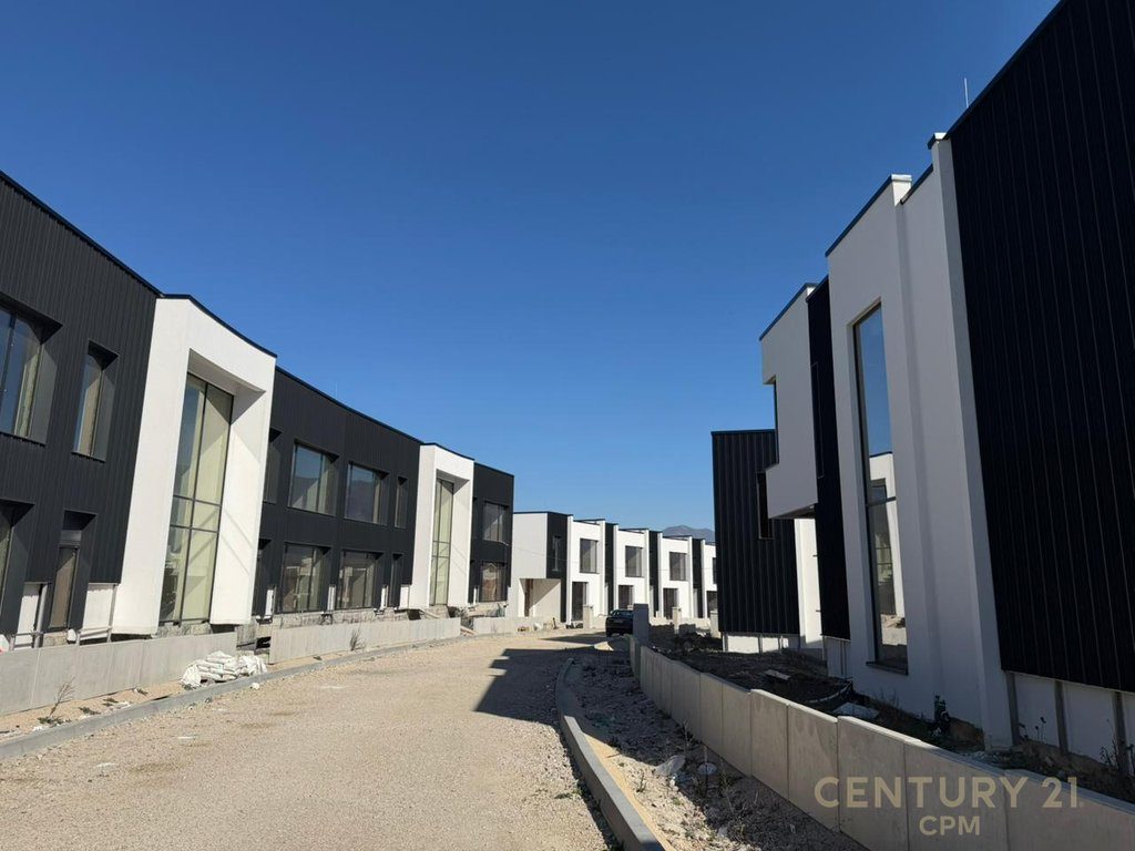 Duplex per Shitje te Residenca Diellon + 3 poste parkimi