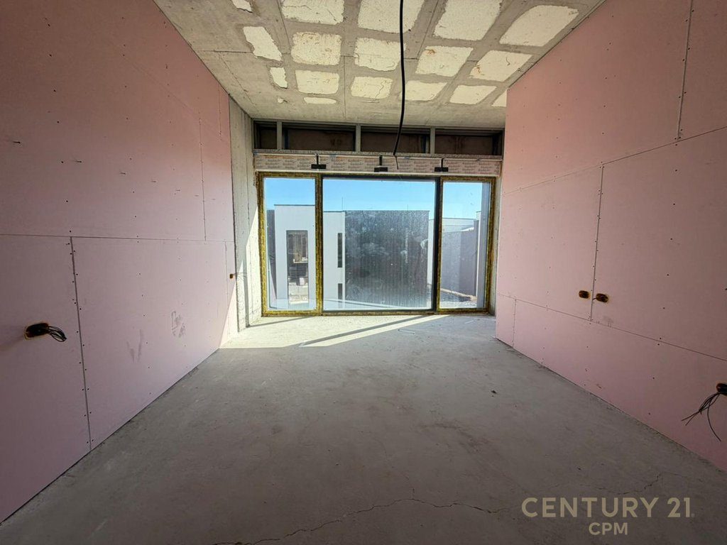 Duplex per Shitje te Residenca Diellon + 3 poste parkimi