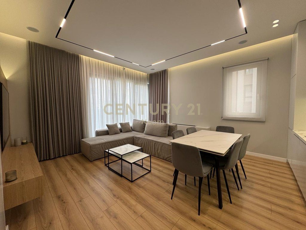 QIRA, APARTAMENT PREMIUM 2+1+2+OBORR me POST PARKIMI ‼️