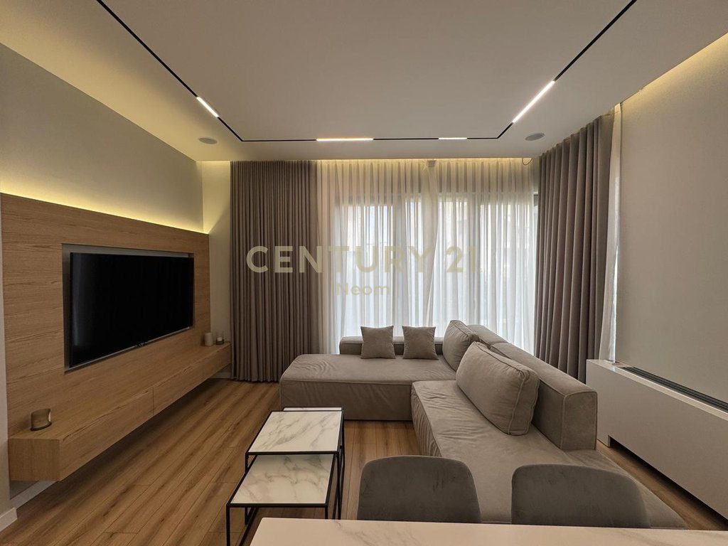 QIRA, APARTAMENT PREMIUM 2+1+2+OBORR me POST PARKIMI ‼️