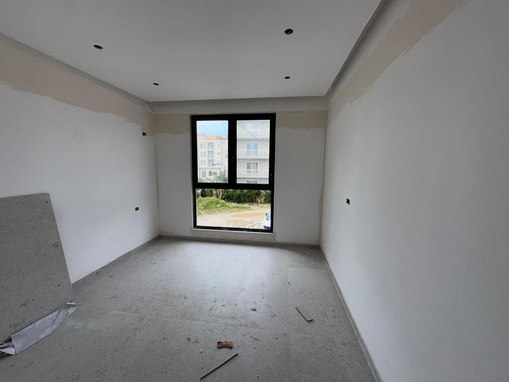 SHITET APARTAMENT 1+1 NE RADHIME ME PAMJE !