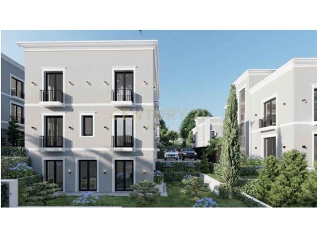 Vilë në shitje-  Liqeni i Farkës, Tiranë