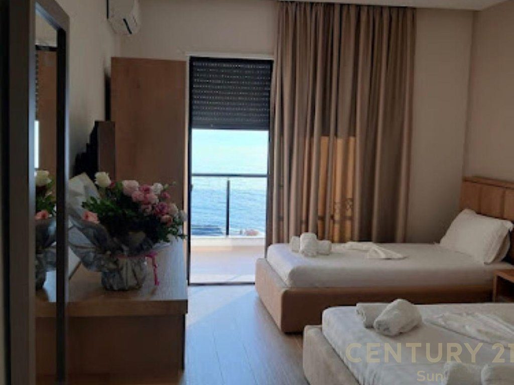Hotel per Shitje ne Radhime!