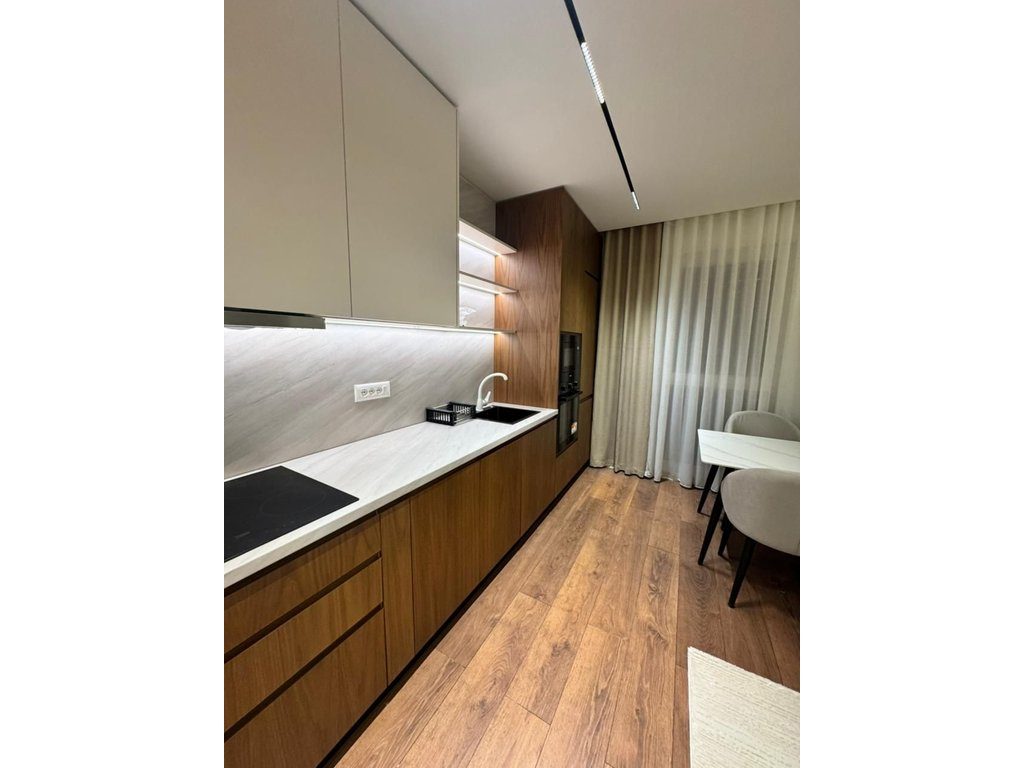 Apartament 2+1 Me Qira në Xhamlliku, Tiranë