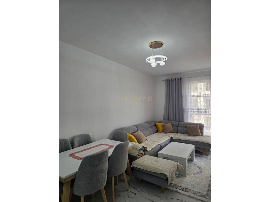 Apartament 2+1+2 Me Qira në Qendra Tregtare QTU, Tiranë | 91 m²!