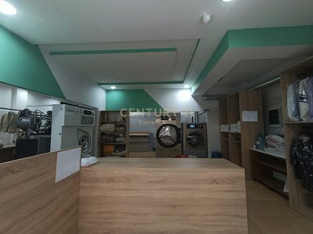 Okazion!!! Shesim Ambient Komercial në Fresk
