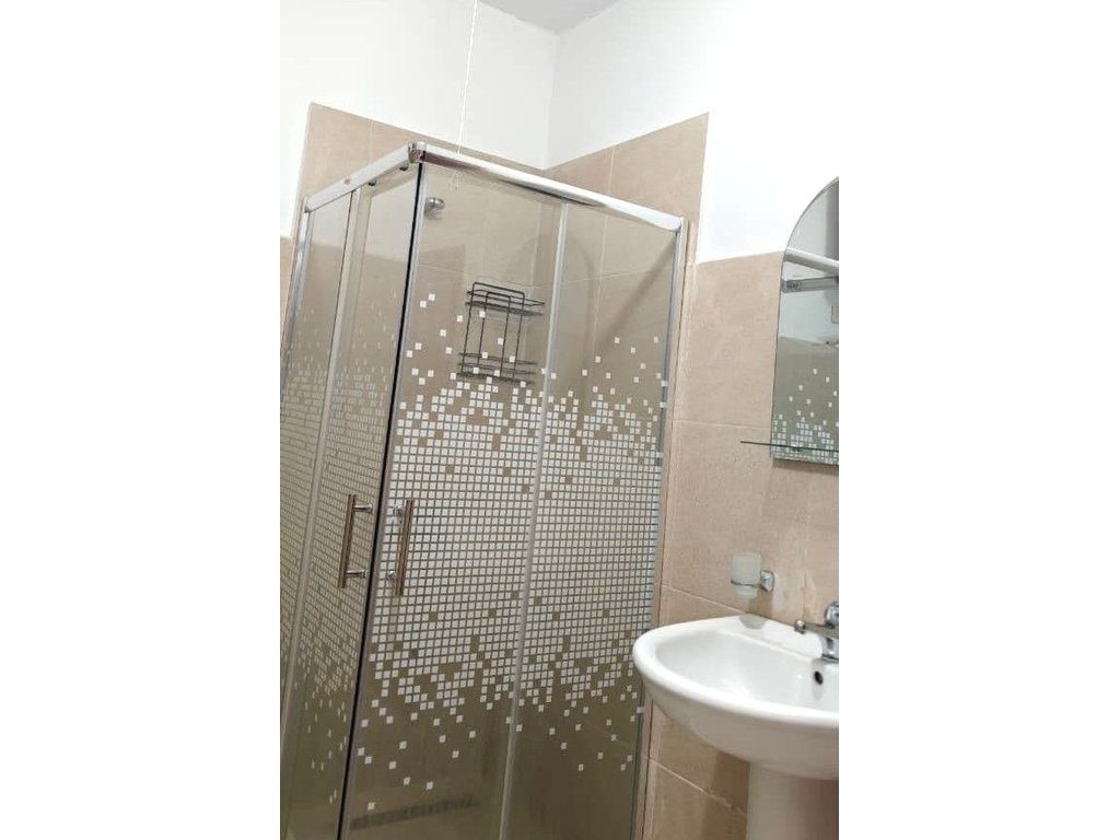 Shtëpi 2+1 Me Qira në Ali Demi, Tiranë - 45.000 Lekë/Muaj | 90 m²