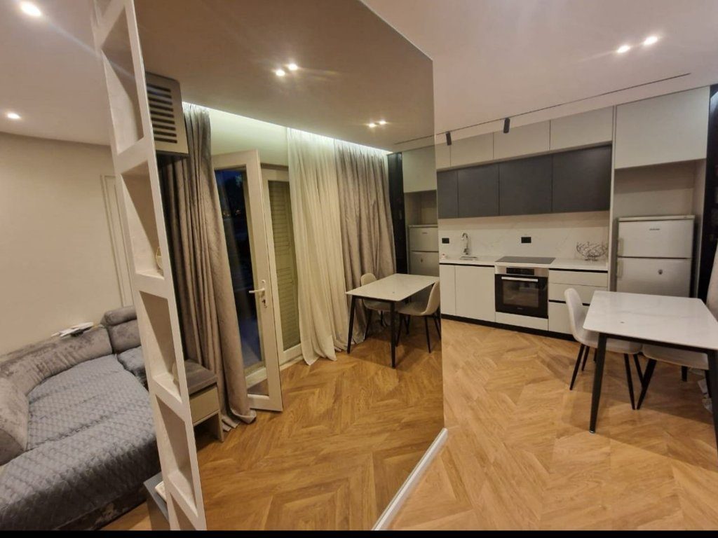 Apartament 1+1 Me Qira në Kodra e Diellit Residence, Tiranë - 65.000 Lekë/ muaj. | 82 m²