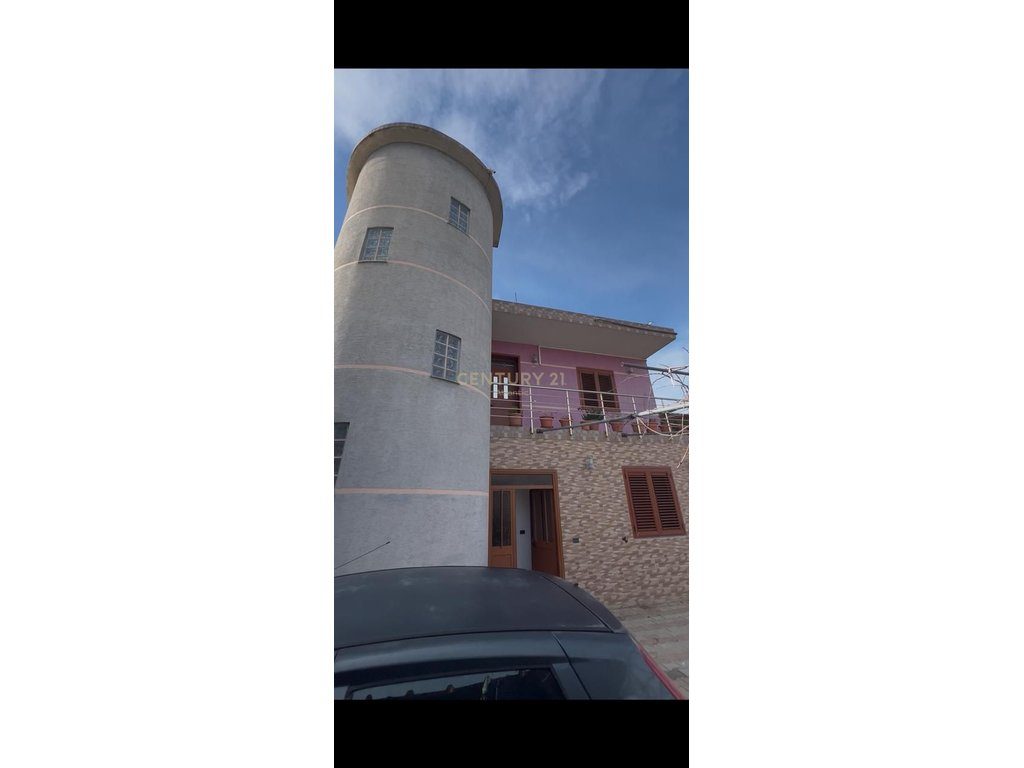 Shtëpi private Në Shitje në Ish kënete, Durrës.