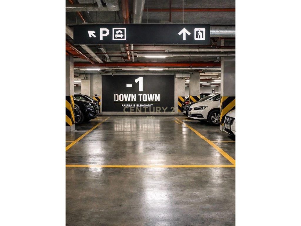 Shitet post parkimi ne katin -2 tek Downtown, Rruga e Elbasanit!