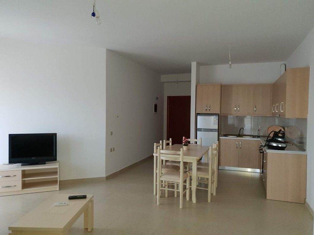 SARANDE, SHESIM APARTAMENT 2+1+2 ME PAMJE NGA DETI