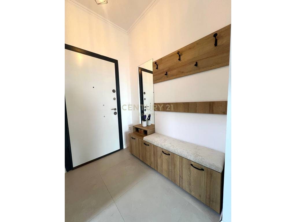 SHITET APARTAMENT 2+1+2+POST PARKIMI NE VIJE TE PARE ME DETIN NE GOLEM!!