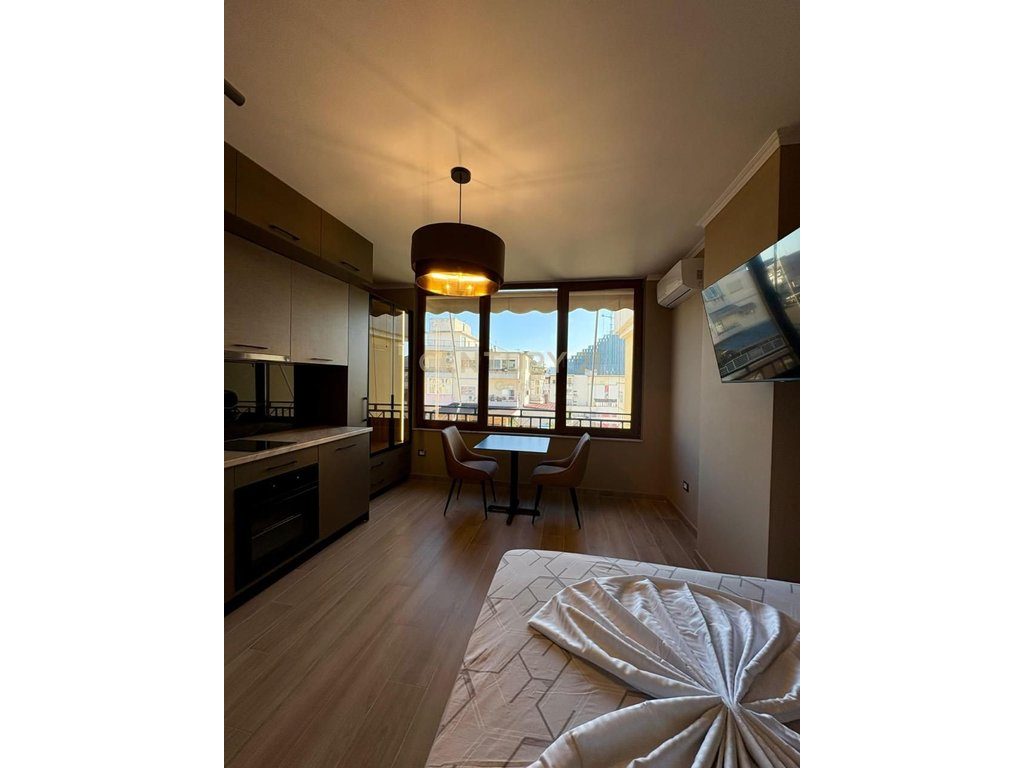 Dy Super Studio Moderne ne Myslym Shyr per shitje, Ideal për Airbnb !
