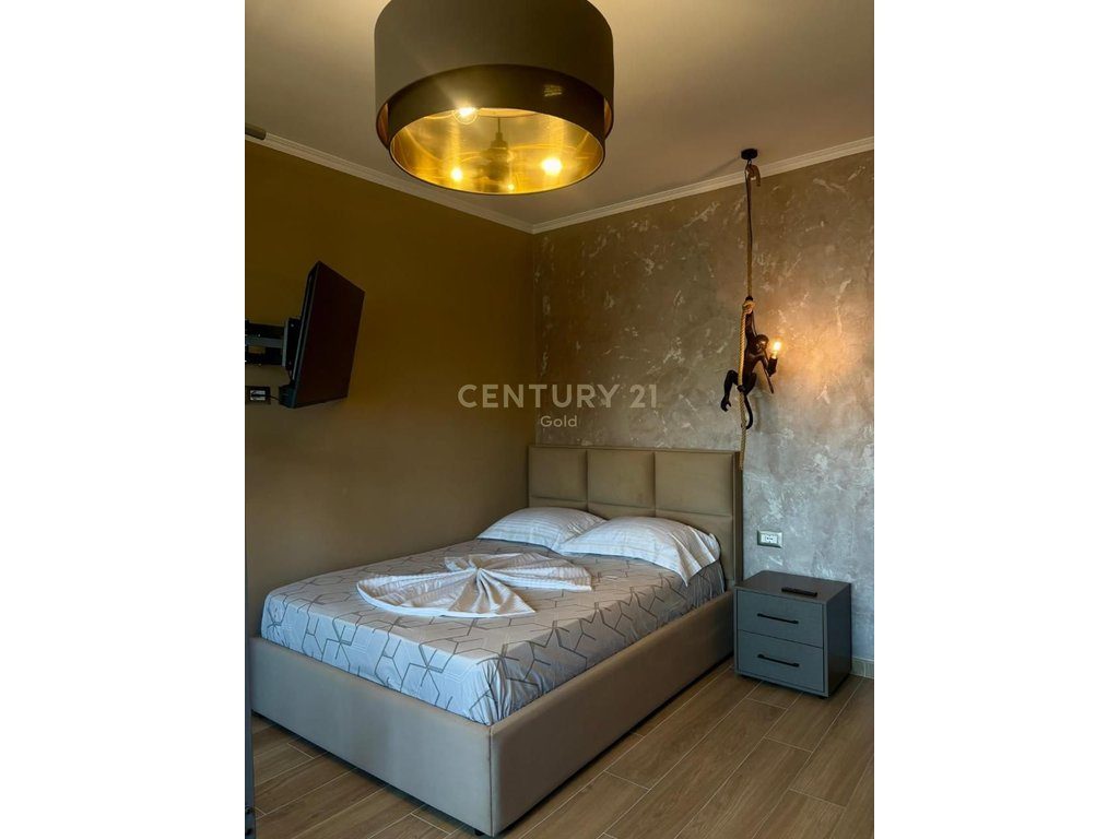 Dy Super Studio Moderne ne Myslym Shyr per shitje, Ideal për Airbnb !