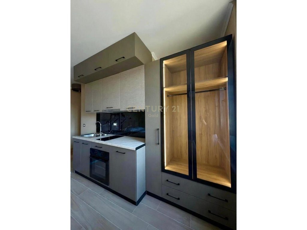 Dy Super Studio Moderne ne Myslym Shyr per shitje, Ideal për Airbnb !