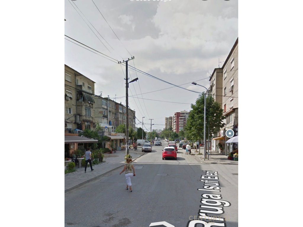 Jepet me Qera Apartament  1+1 Per Zyra ,Rruga Isuf Elezi,Tirane