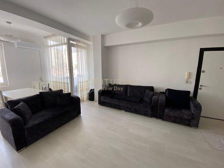 Jepet me Qera Apartament  1+1 Per Zyra ,Rruga Isuf Elezi,Tirane