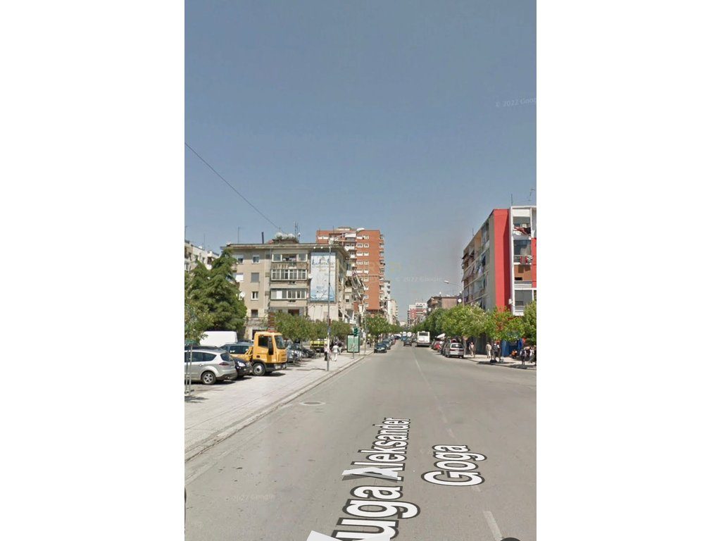 Ambient Komercial Për Shitje prane  Muzeut te Deshmoreve, Durrës - 349,000€ | 108.7 m²