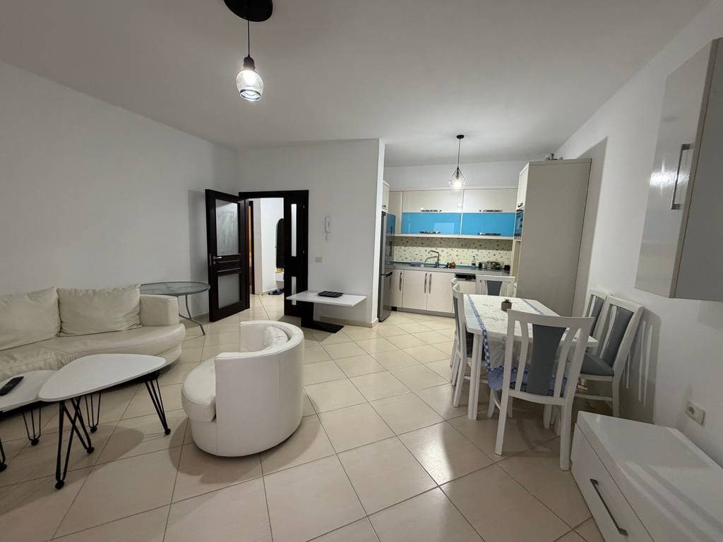 SARANDE, SHESIM PENTHOUSE ME PAMJE TE HAPUR NDAJ DETIT