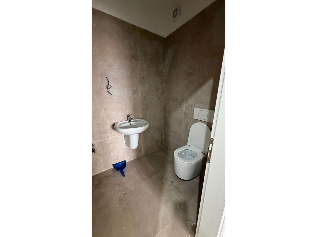 Apartament 2+1+2 Me Qira në sheshi Shqiponja , , Tiranë - 700mije leke  | 98 m²