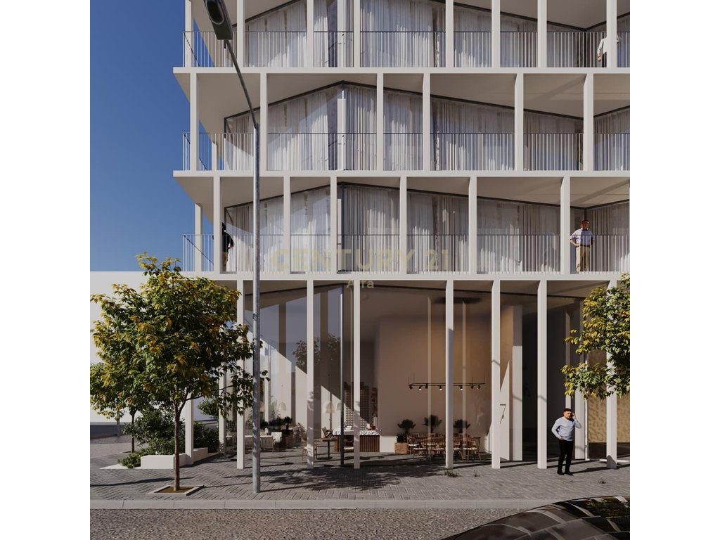 APARTAMENT 2+1+2 PER SHITJE TEK SHKOLLA E KUQE !