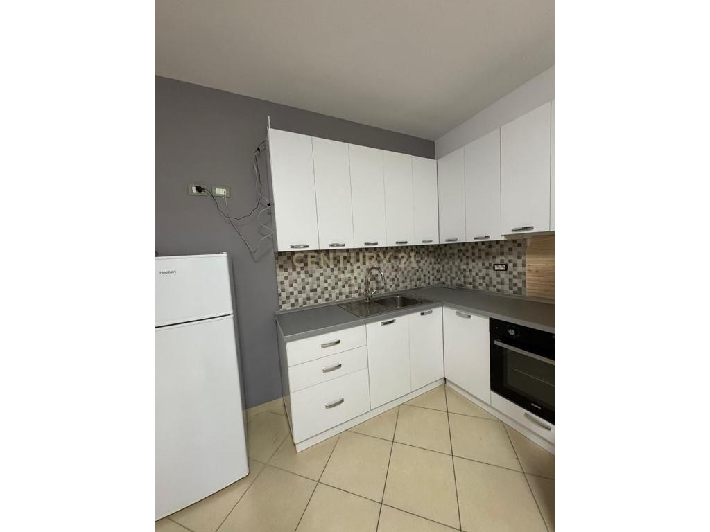 APARTAMENT 2+1 PER SHITJE NE SHENGJIN