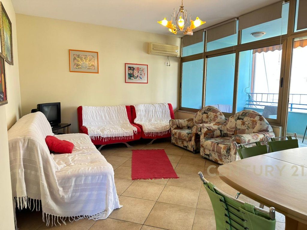 SHITET APARTAMENT 2+1 NE GOLEM 50 METRA LARG DETIT !!!