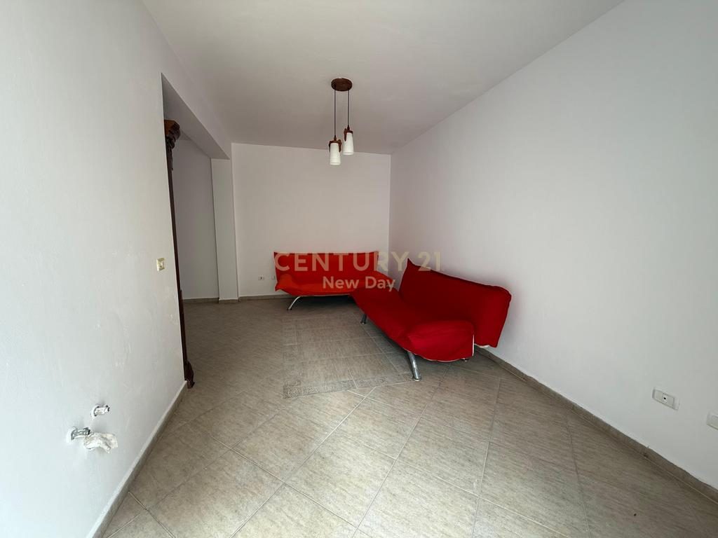 SHITET APARTAMENT 1+1+2 BALLKONE TEK SHKEMBI I KAVAJES!