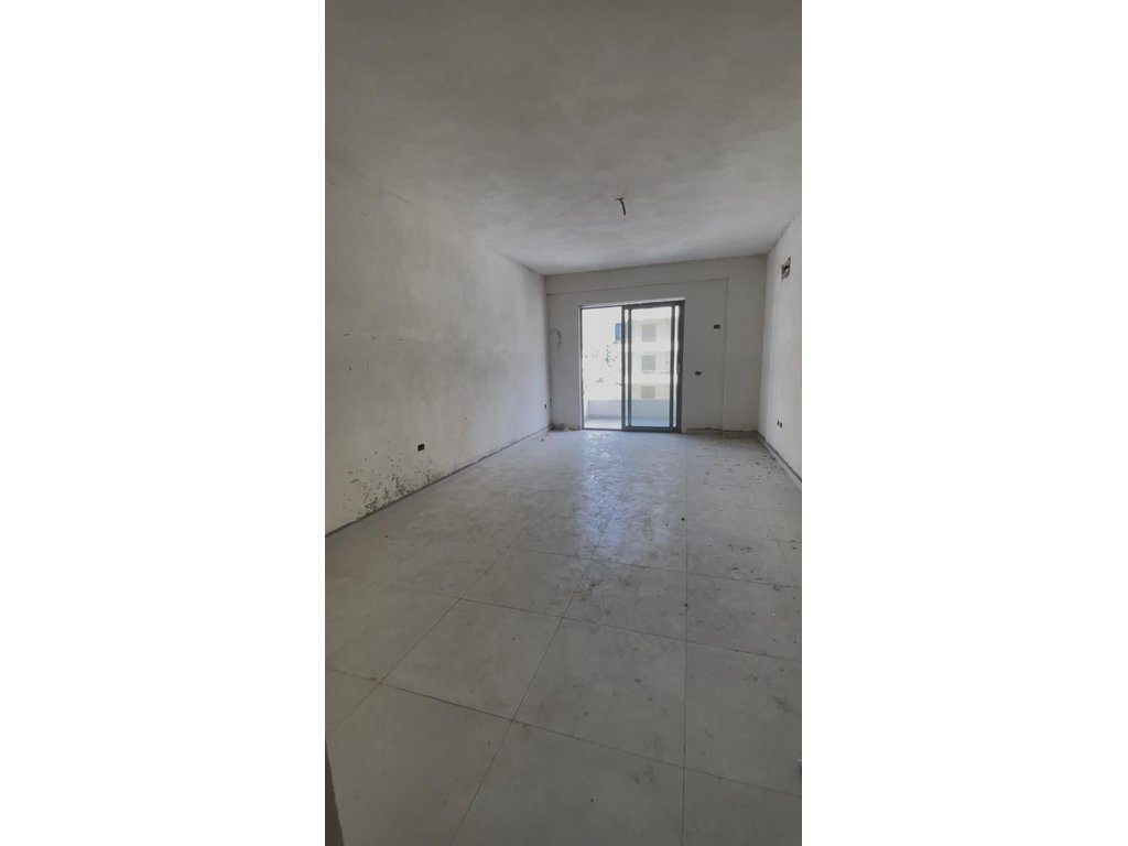 APARTAMENT 1+1 PER SHITJE,NE ORIKUM!
