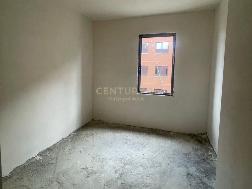 Apartament 2+1+2 per Shitje, Kompleksi Xheluks