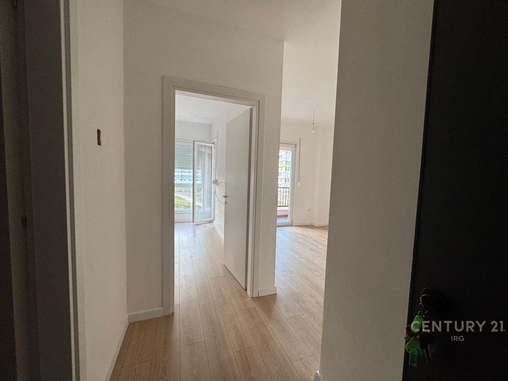 SHESIM APARTMENT 1+1 PLUS POST PARKIMI, UNIVERS CITY-QTU!