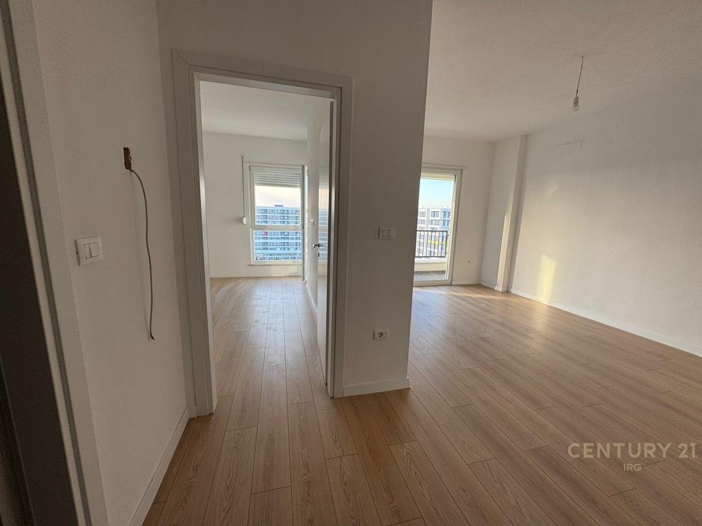 SHESIM APARTMENT 1+1 PLUS POST PARKIMI, UNIVERS CITY-QTU!
