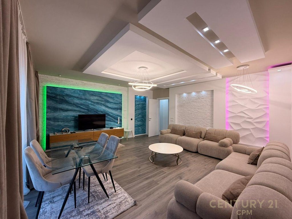 JEPET ME QIRA APARTAMENT LUKSOZ 2+1+POST PARKIMI TEK KAFE FLORA !