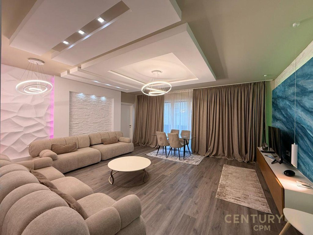 JEPET ME QIRA APARTAMENT LUKSOZ 2+1+POST PARKIMI TEK KAFE FLORA !