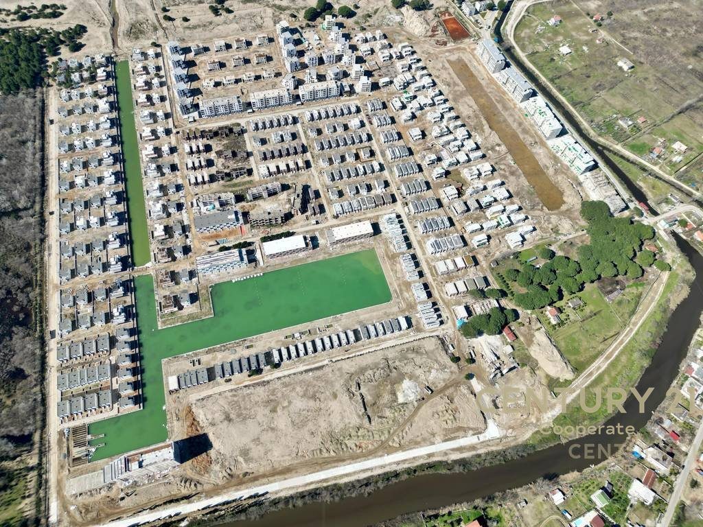 VILË PREMIUM NË TURQUOISE MARINA GJIRI I LALËZIT.