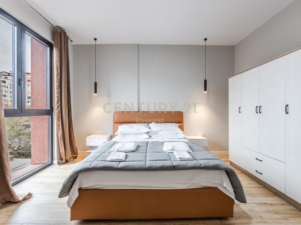 RRUGA E KAVAJES,  APARTAMENT 1+1 PER QIRA