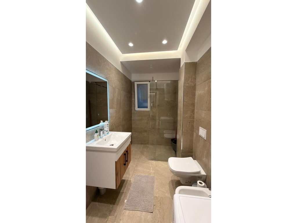 Apartament 1+1 Në Shitje në Astir, Kompleksi Klensi Tiranë - 14.000.000 leke te reja  | 58m2