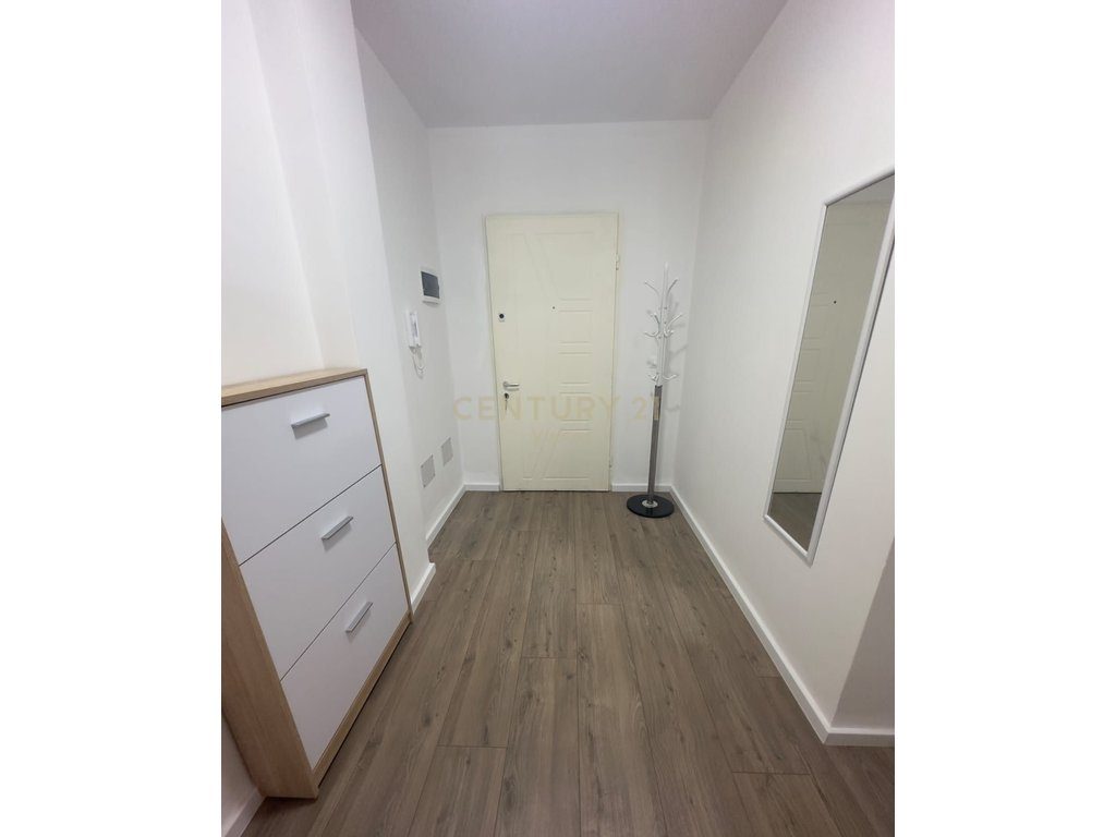 Shitet apartament 1+1 ne Velipoje