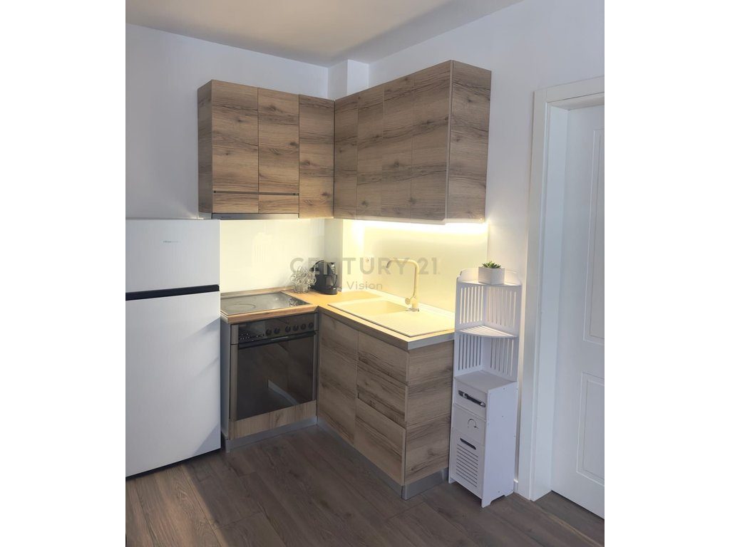 Shitet apartament 1+1 ne Velipoje