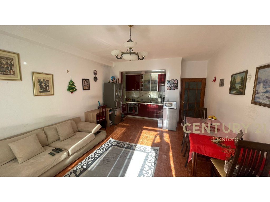 SHITET APARTAMENT 2+1 NE BLLOK !