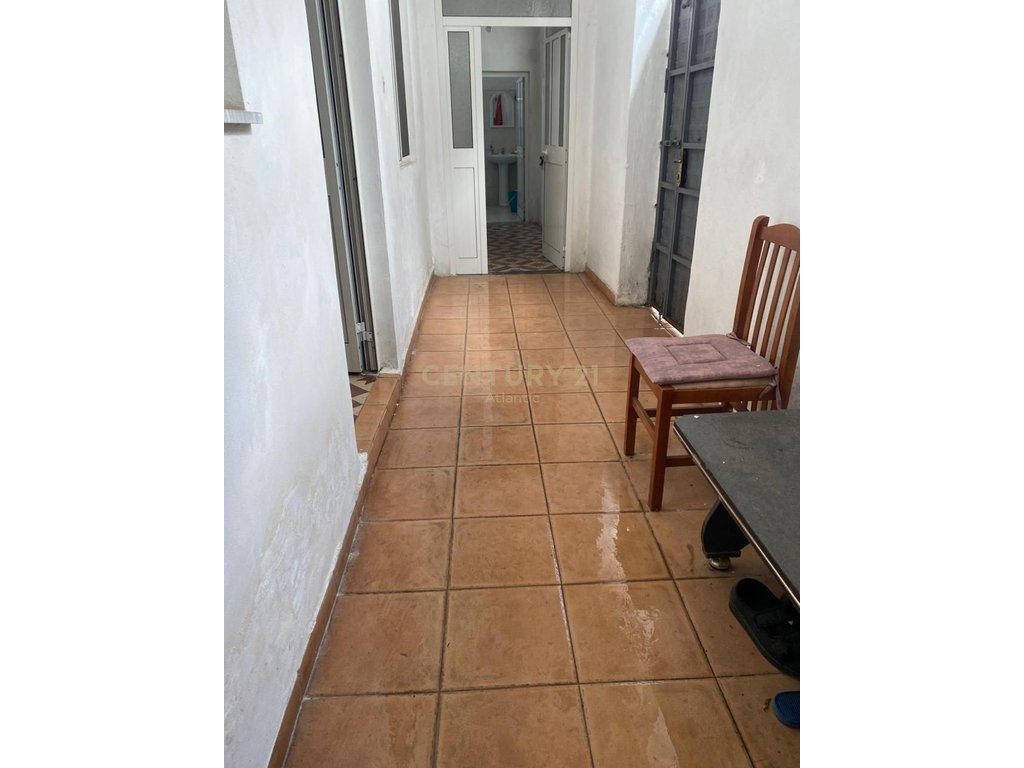 Shtëpi  private 2+1 në shitje në Durrës, Muzeu i Dëshmorëve .