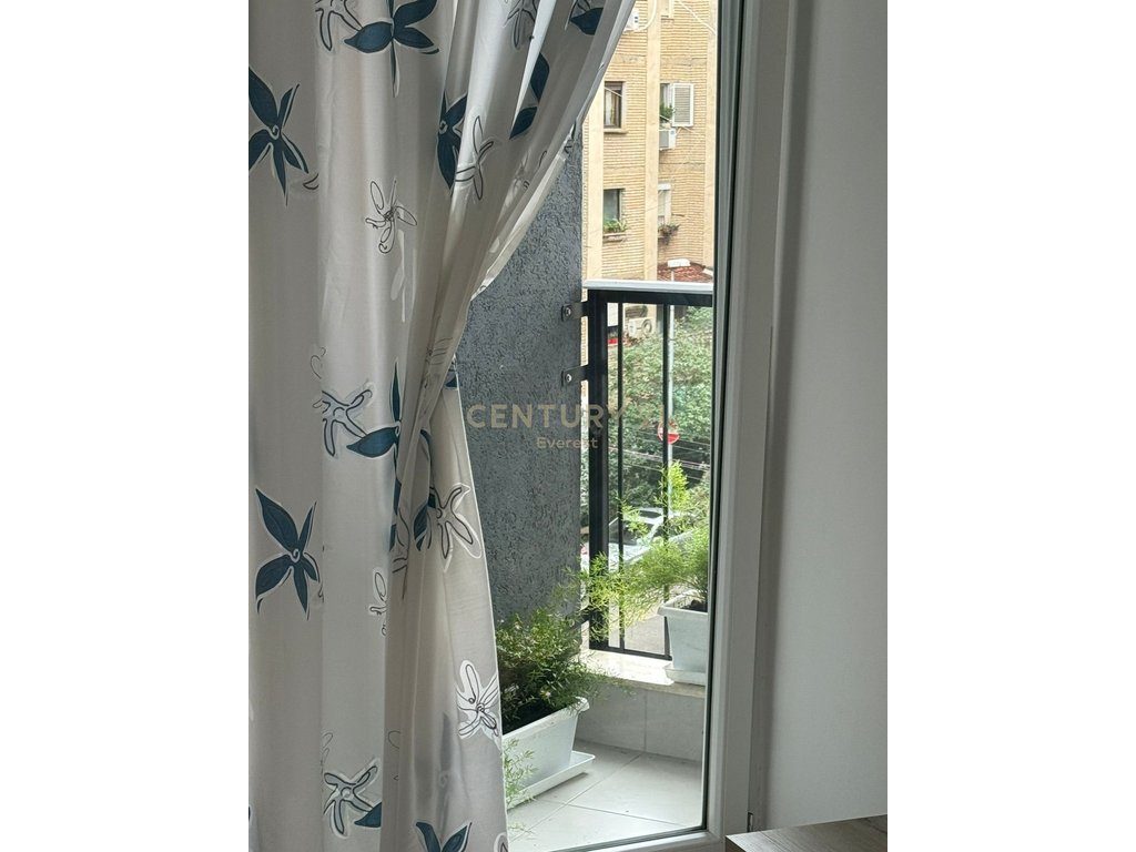 BRRYLI, SHESIM APARTAMENT 1+1