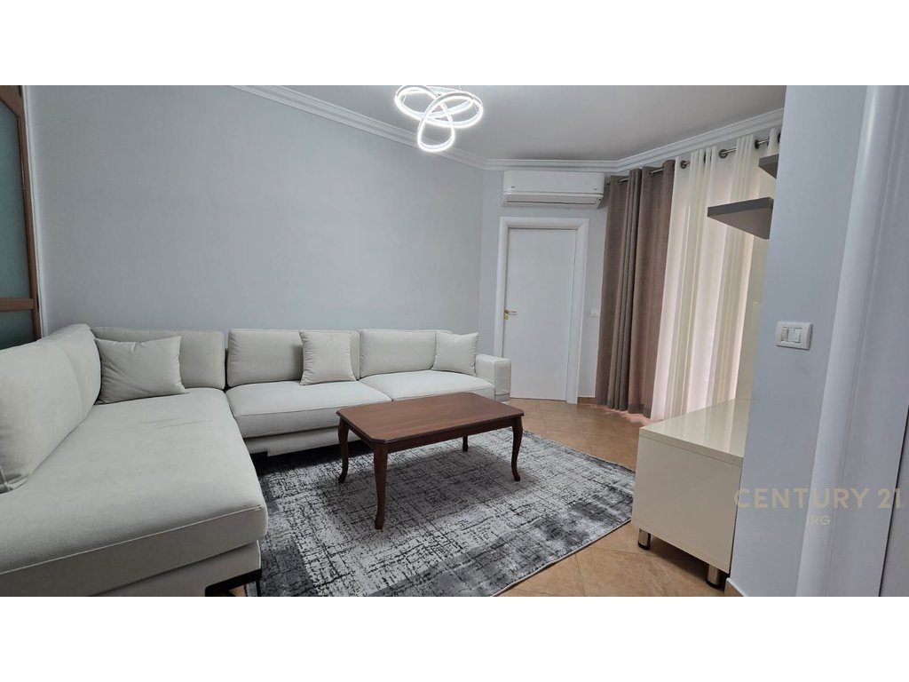 JEPET ME QIRA APARTAMENT 2+1 TE RRUGA KAVAJES!