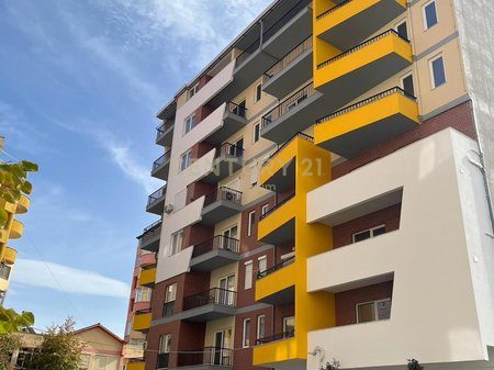 Apartament 2+1 në Shitje tek 1 Maji, Pogradec
