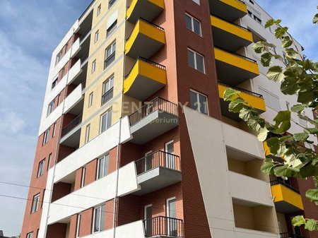 Apartament 2+1 në Shitje tek 1 Maji, Pogradec