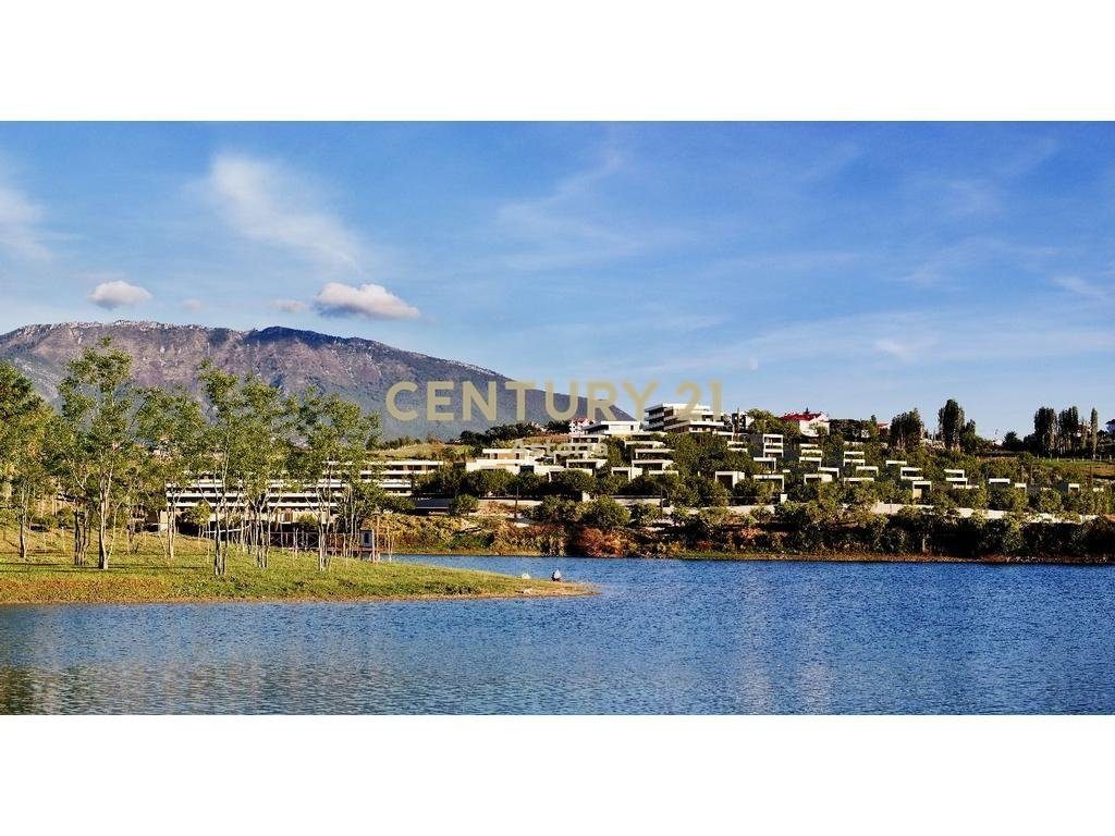 Apartament 1+1 me ballkon dhe pamje nga liqeni në rezidencën Farka Lake Front.