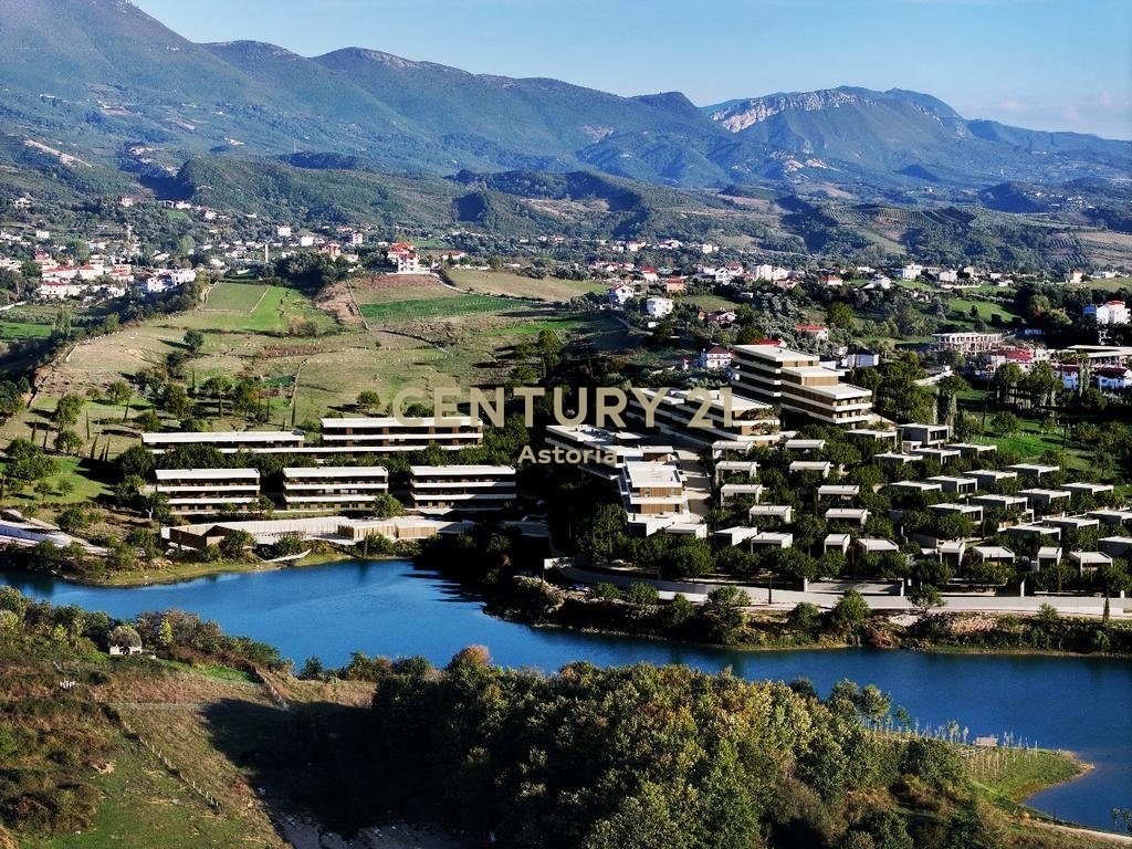 Apartament 1+1 me ballkon dhe pamje nga liqeni në rezidencën Farka Lake Front.