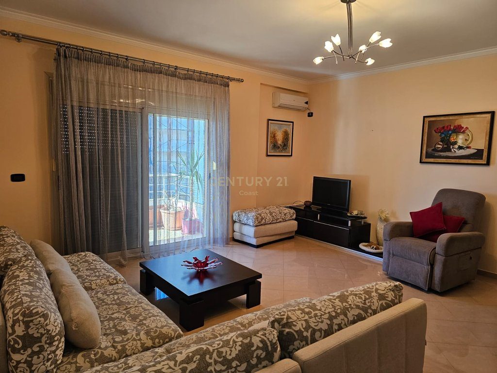 SHITET APARTAMENT 1+1 ,PRANE VILAVE QEVERITARE,VLORE!!!
