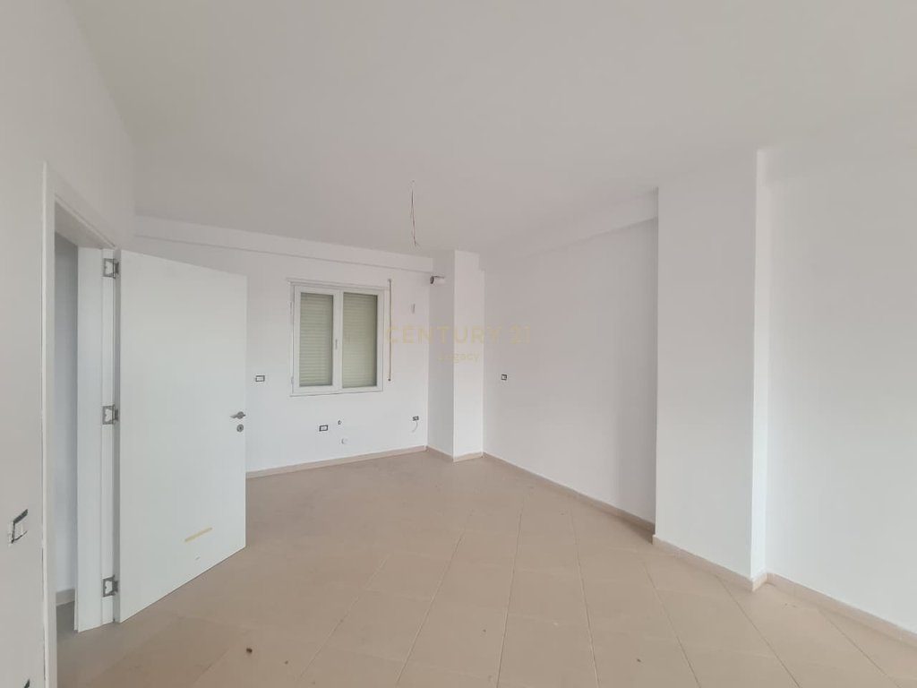 ‼️LISTIM I RI. 🏢APARTAMENT 2+1 NE SHITJE, SHKOZE . 129800 Euro